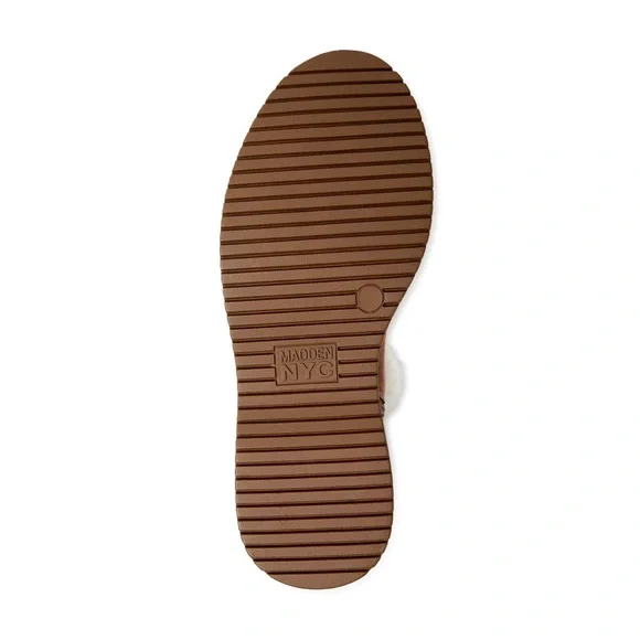 Madden NYC Women's Faux Fur Cuff Lace Up Booties - Picture 5 of 6